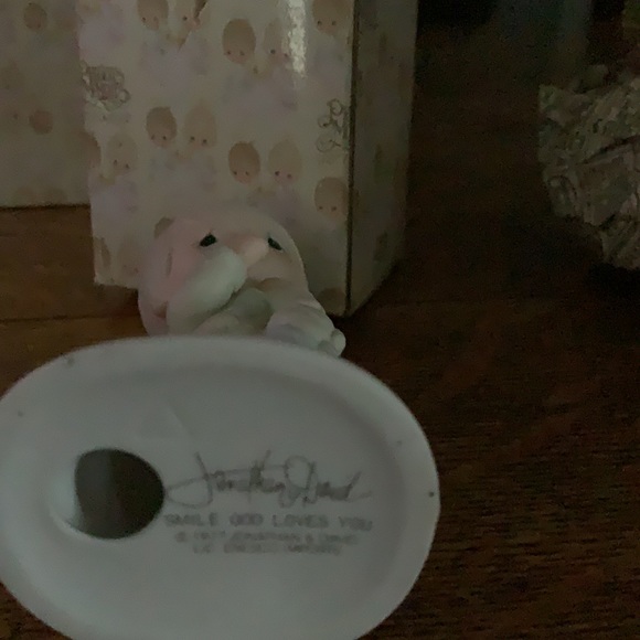 Precious Moments figurine ‘Smile God loves you’ - Picture 3 of 3